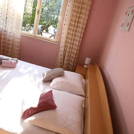 Luni Apartmán *